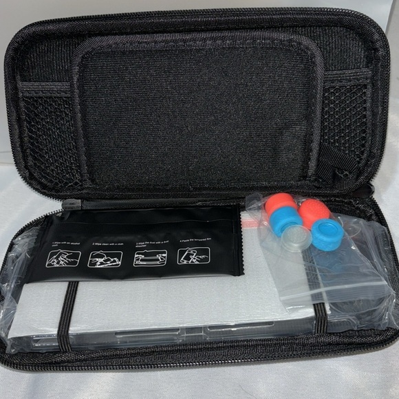 HeysTop Switch Lite Accessory Deluxe Bundle - Picture 4 of 4